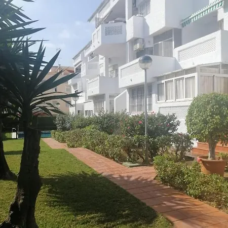 Penthouse Lumineux Avec Piscine Lägenhet