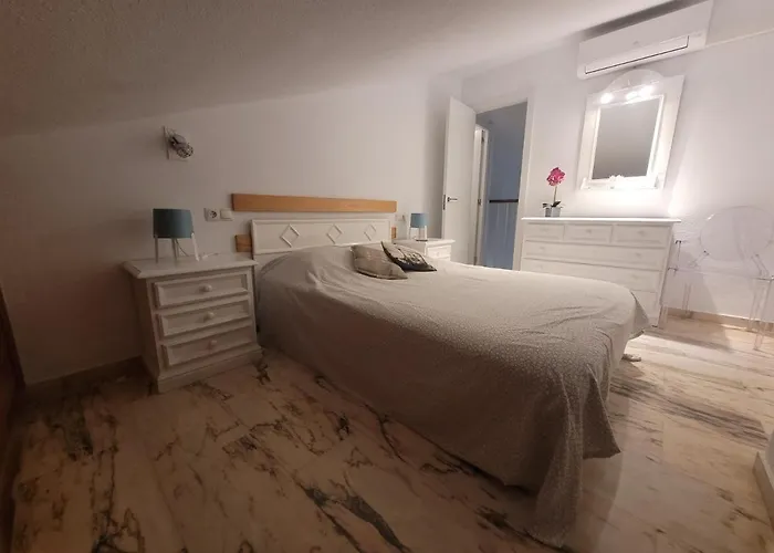 Appartamento Penthouse Lumineux Avec Piscine Torremolinos