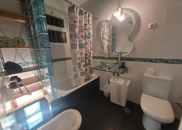 Penthouse Lumineux Avec Piscine Appartamento