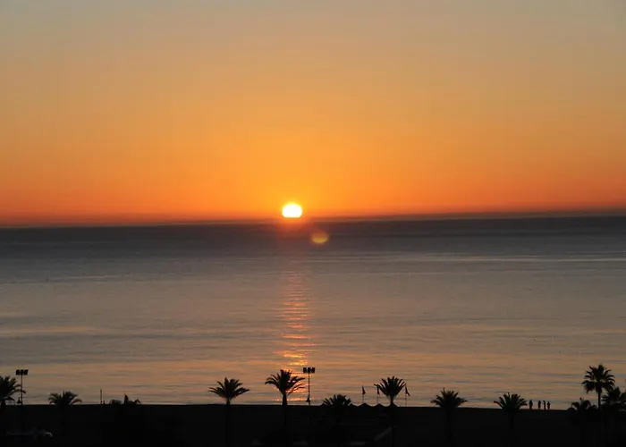 Penthouse Lumineux Avec Piscine Torremolinos